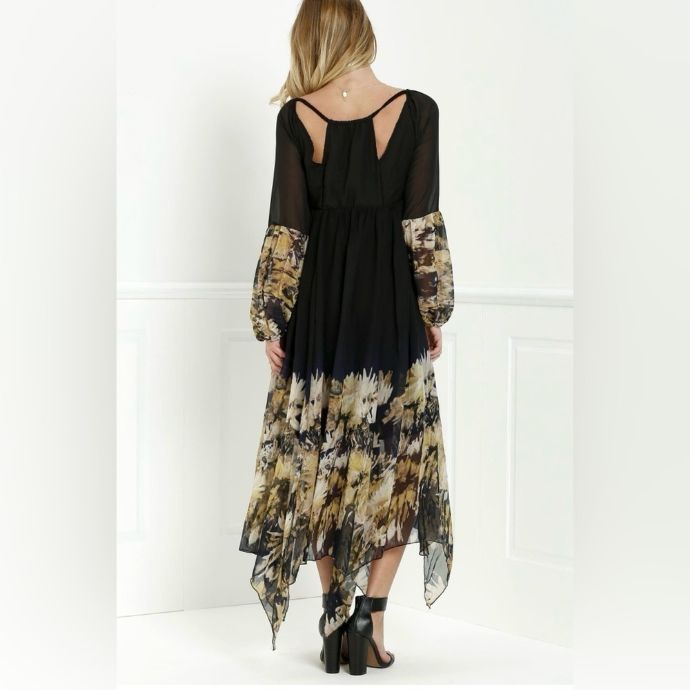 Vicky & Lucas Black Sheer Long Sun Dress with Floral Bottom
Size Large